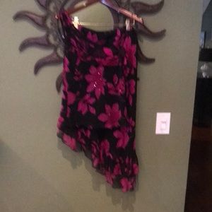 Cache two piece skirt and top, single shoulder top has a thin spaghetti …